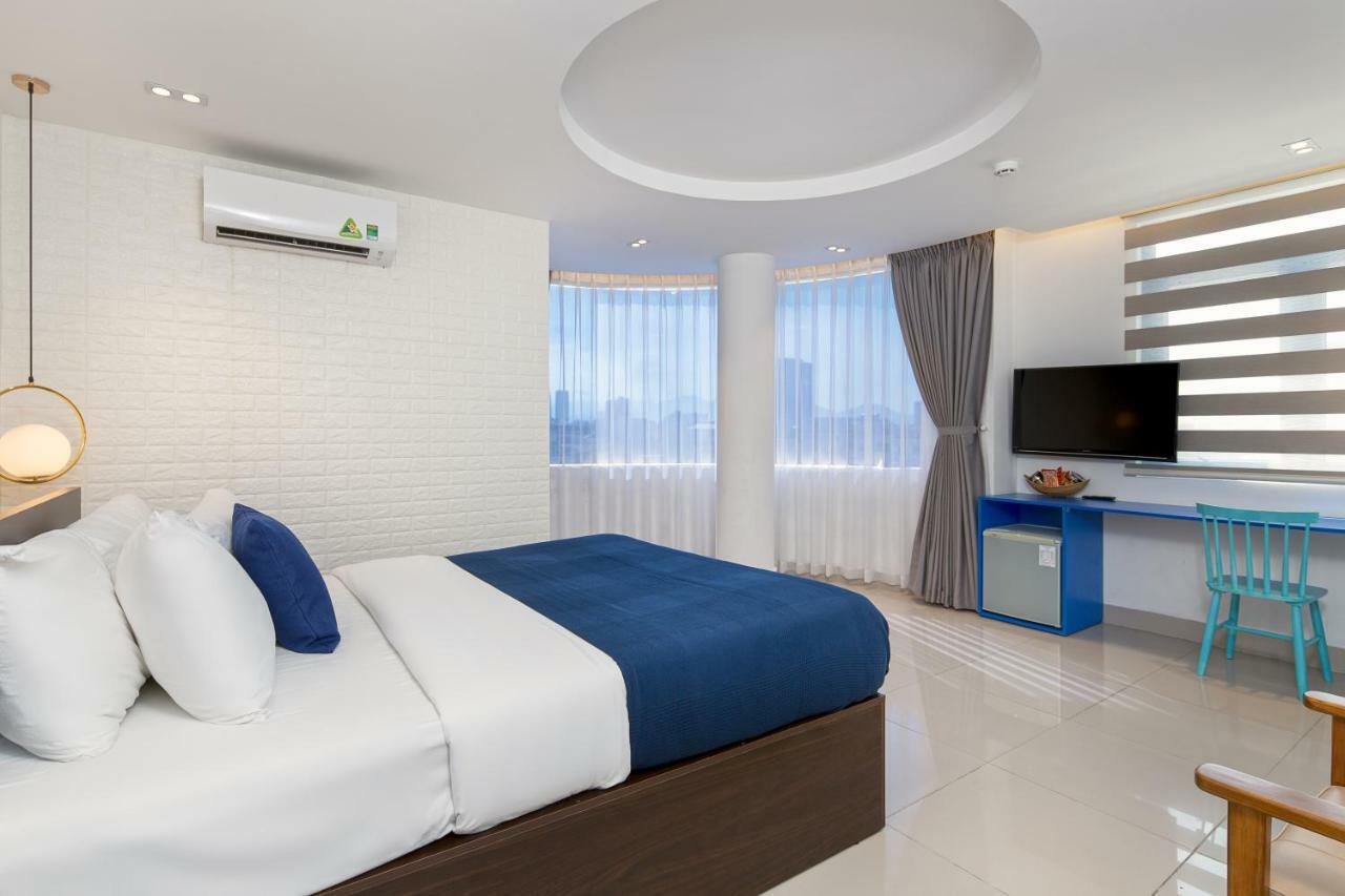 Chill Box Premier- Beach Hotel Da Nang Esterno foto